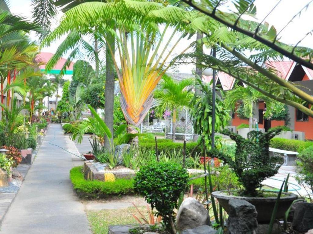 มหาราจาห์ โฮเต็ล Hotel อังเฮเลส ภายนอก รูปภาพ